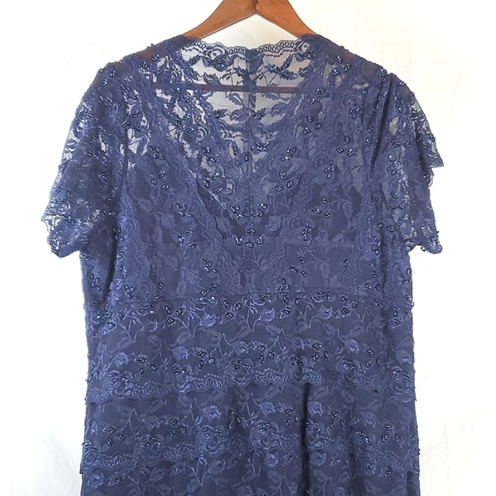 Marina Navy Blue‎ Lace Formal Dress - Picture 5 of 8